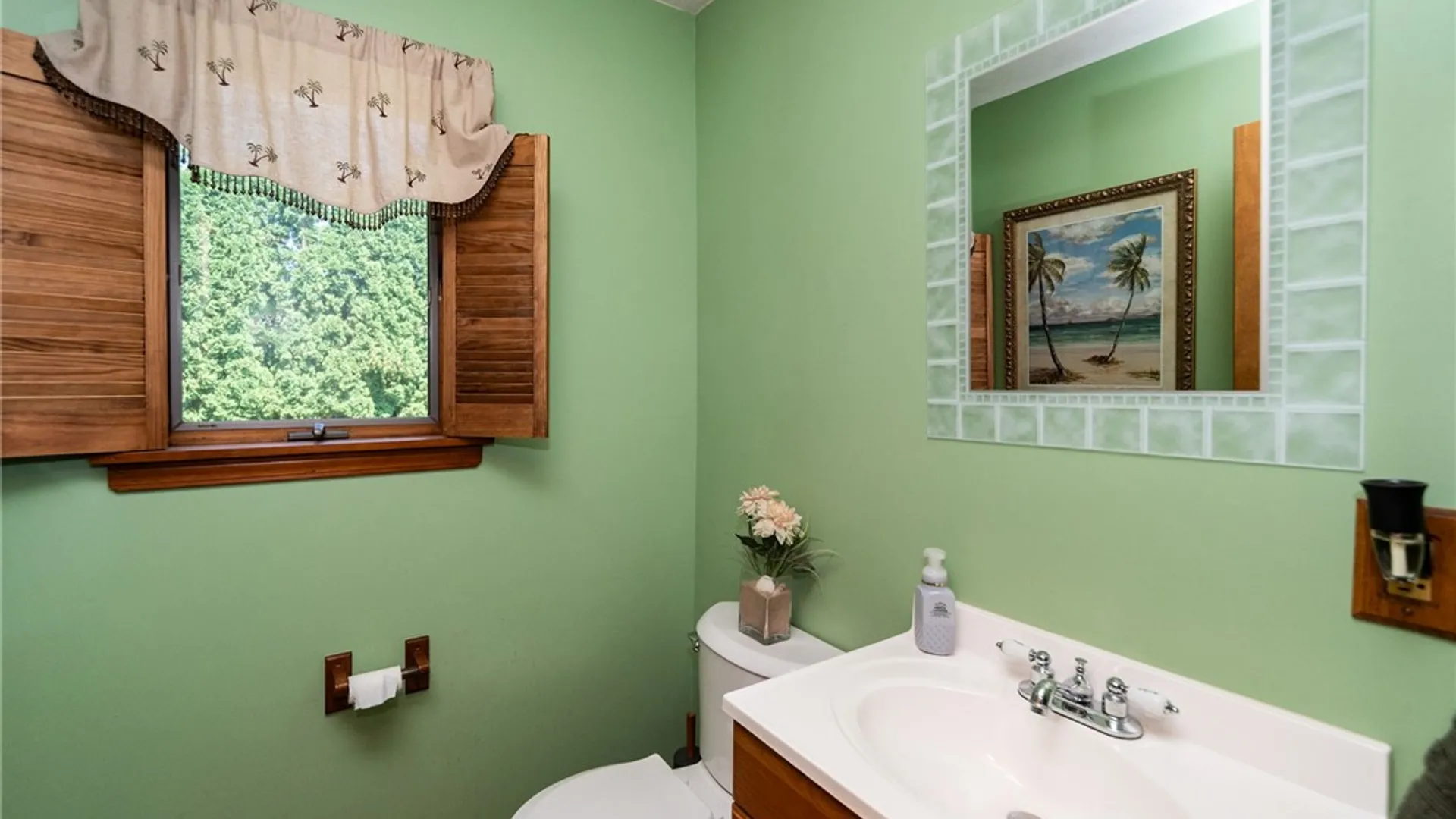 Property at 201 Naramore Drive, Batavia City, NY 14020 14