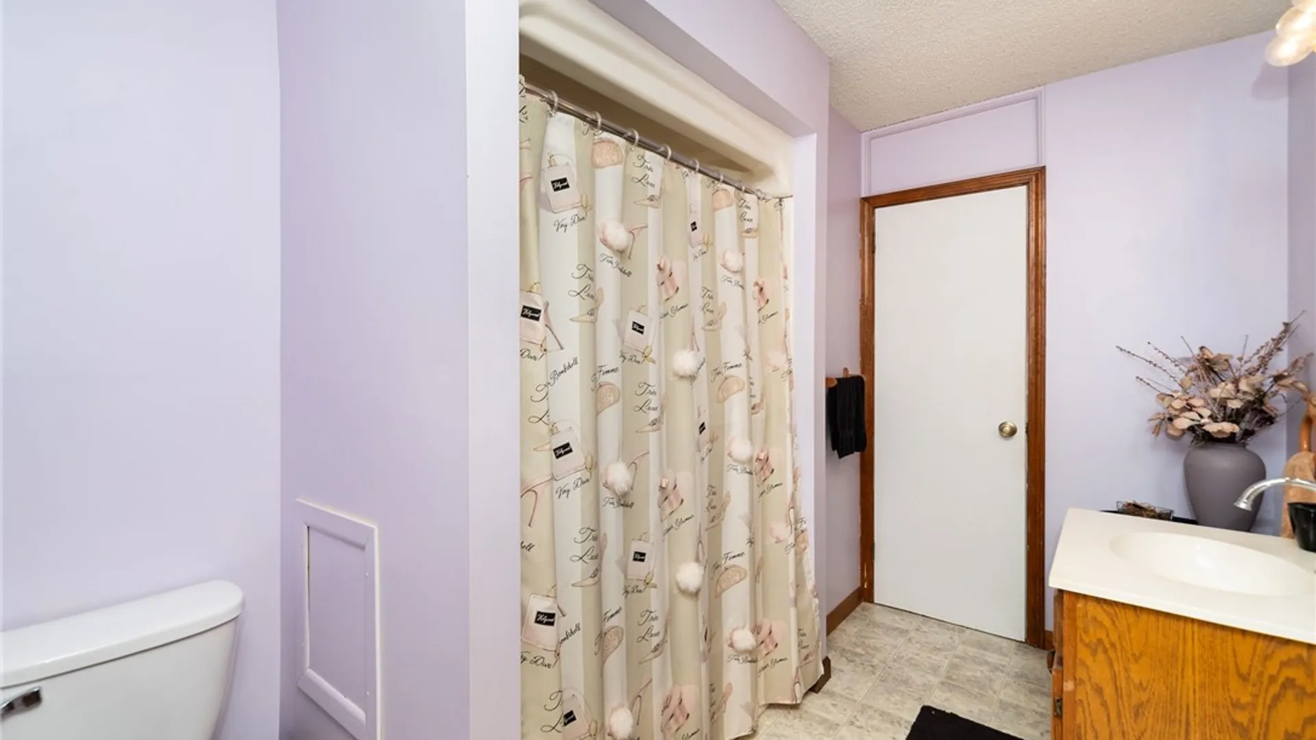Property at 201 Naramore Drive, Batavia City, NY 14020 20