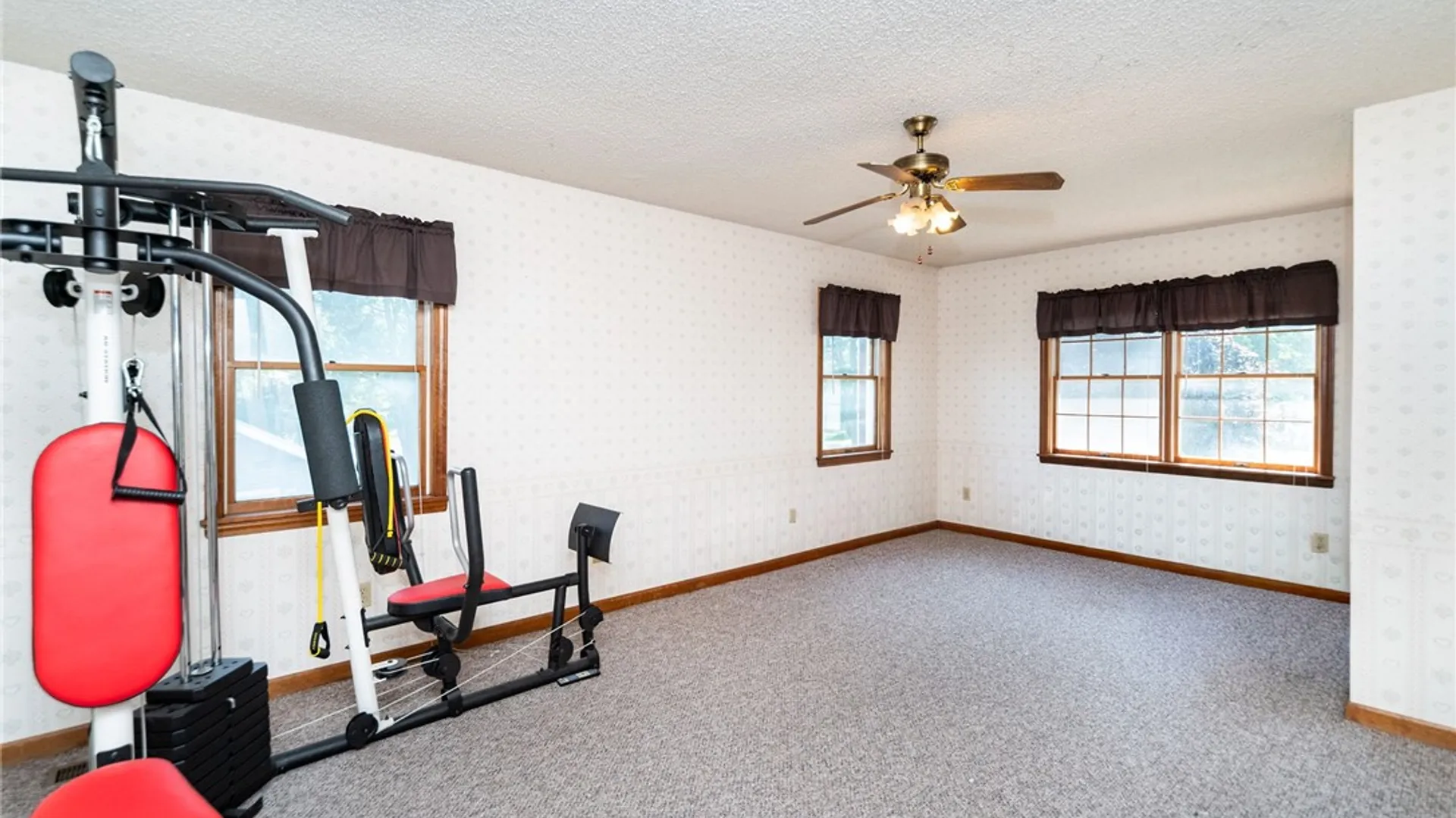 Property at 201 Naramore Drive, Batavia City, NY 14020 22