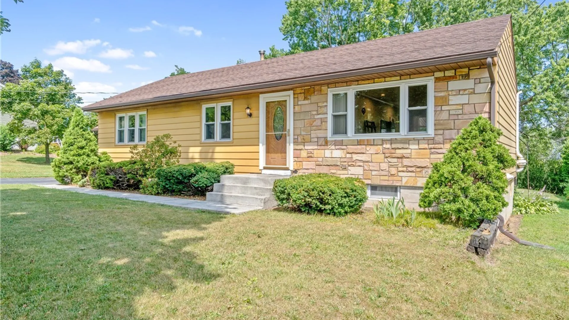 Property at 392 Genesee Street, Oneida, NY 13421 2