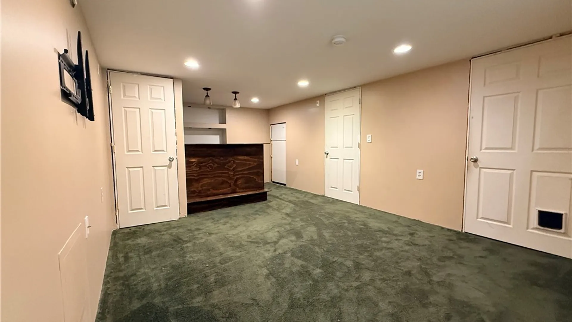 Property at 23 Millbrook Court, Amherst, NY 14221 16