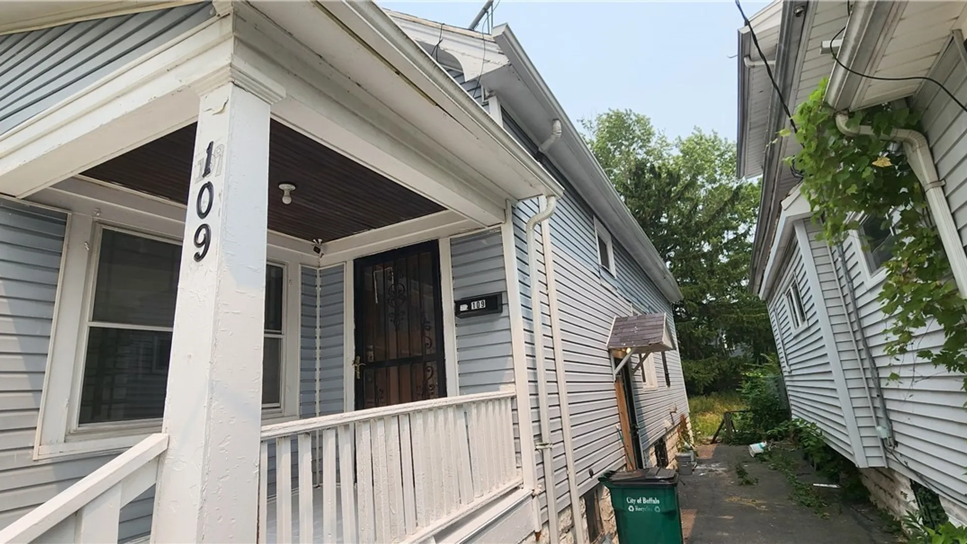 Property at 109 Schuele Avenue, Buffalo, NY 14215 3