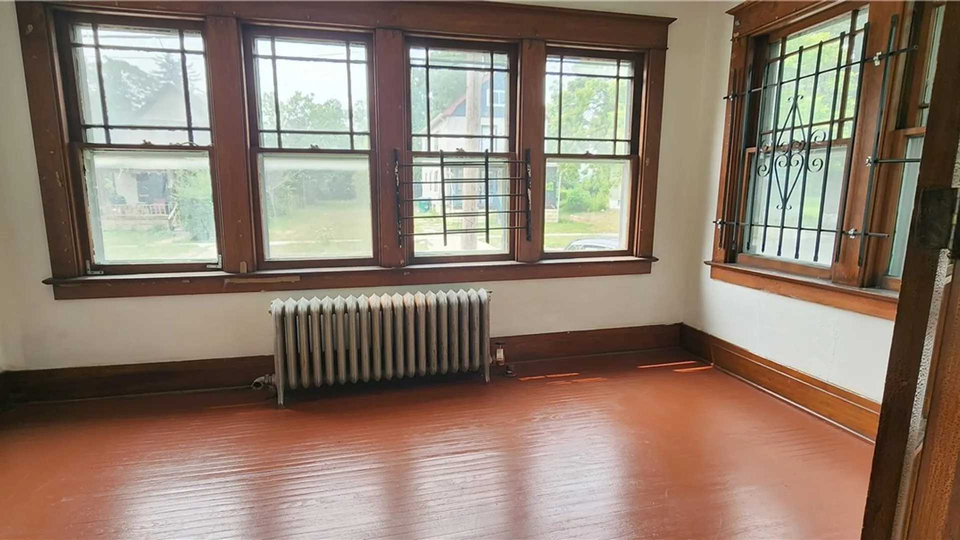 Property at 109 Schuele Avenue, Buffalo, NY 14215 5