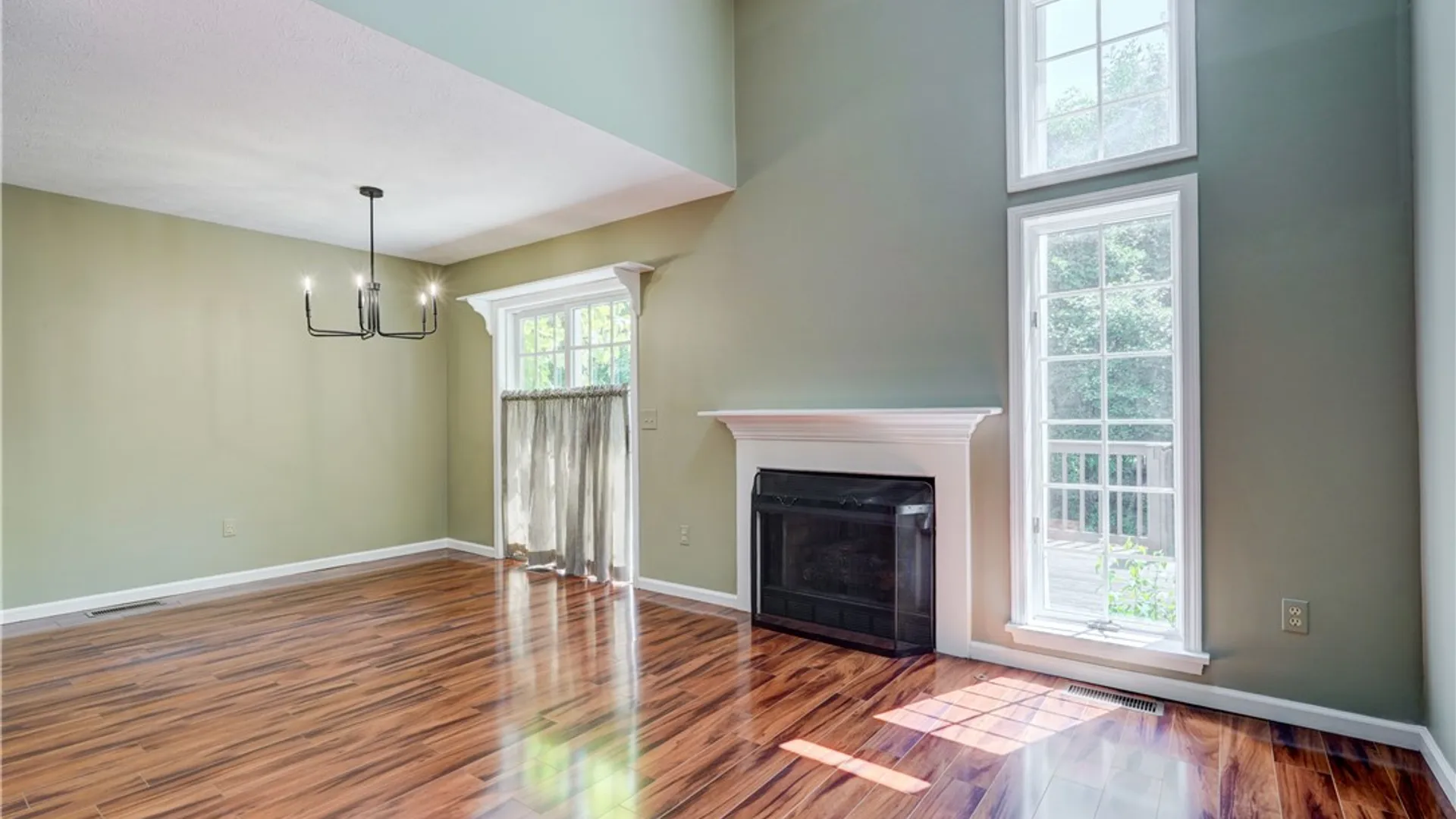 Property at 18 Le Marc Court, Brighton, NY 14618 5