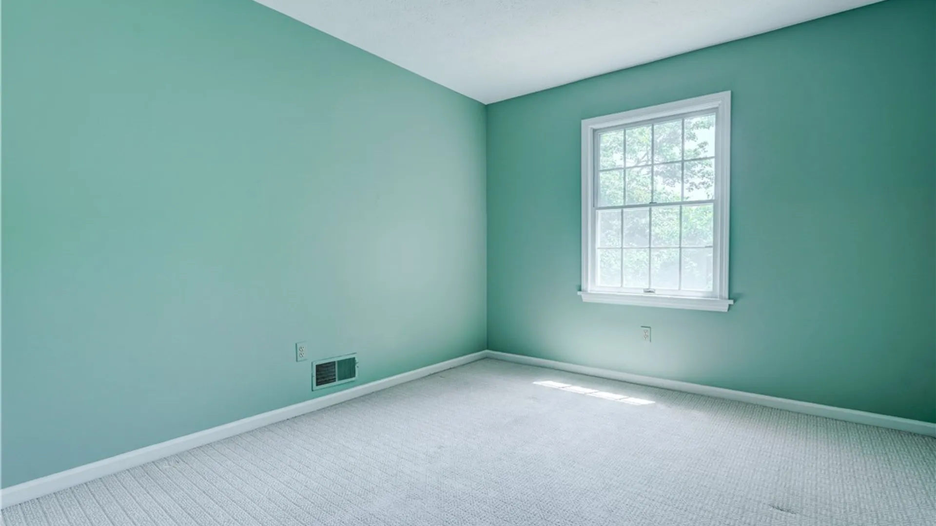 Property at 18 Le Marc Court, Brighton, NY 14618 16