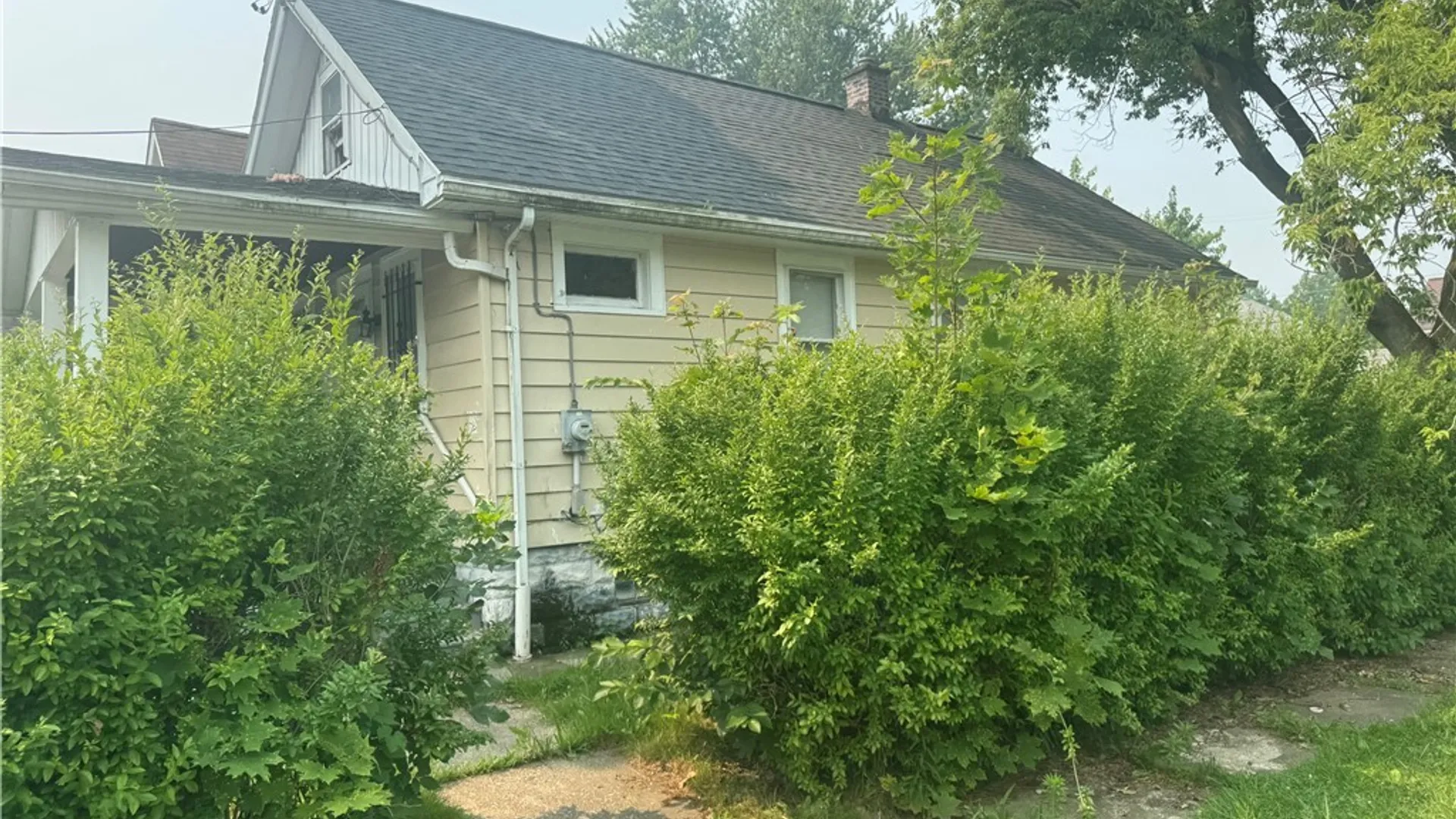 Property at 188 69th Street, Niagara Falls, NY 14304 3