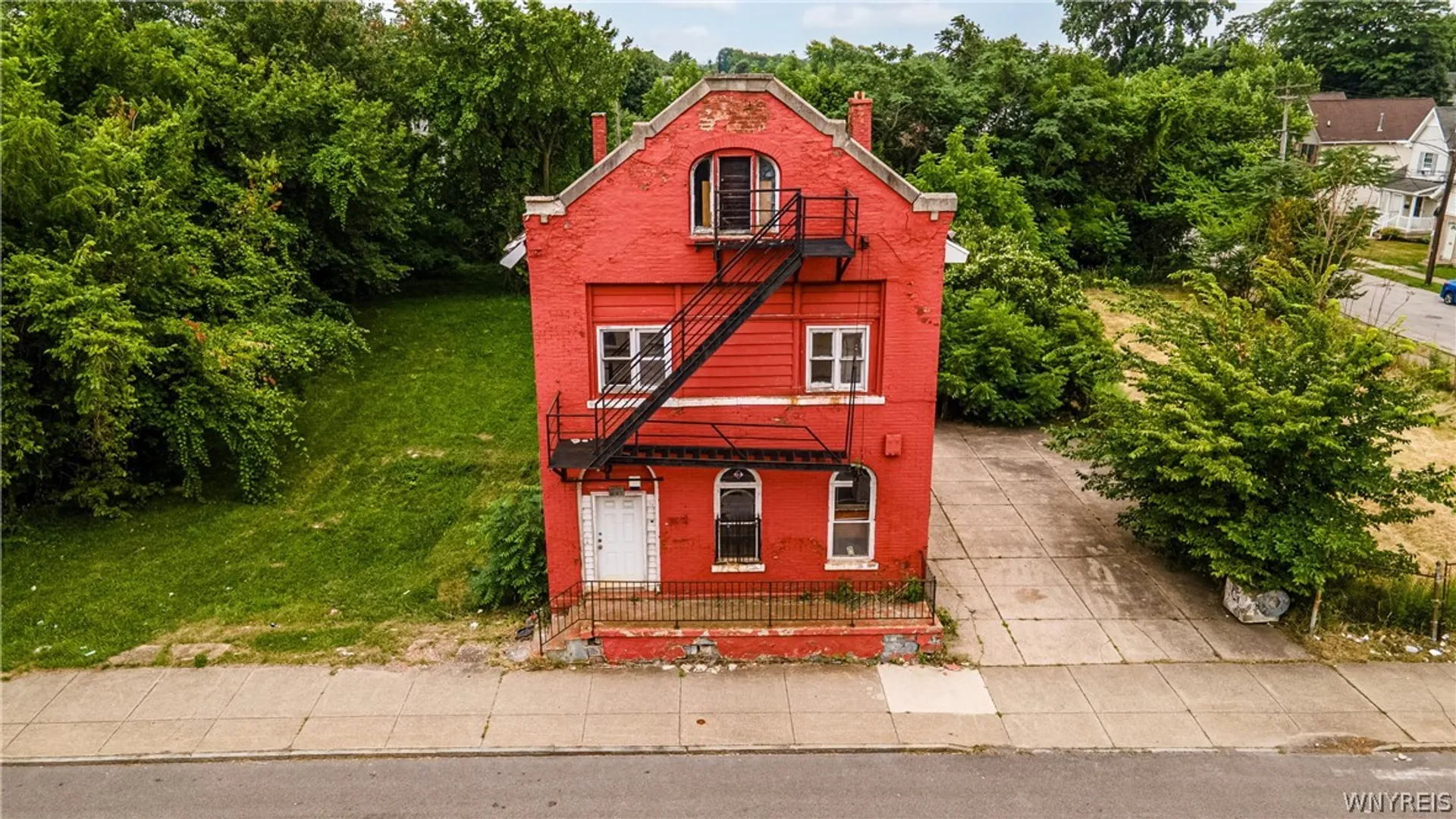 Property at 559 Genesee Street, Buffalo, NY 14204 33