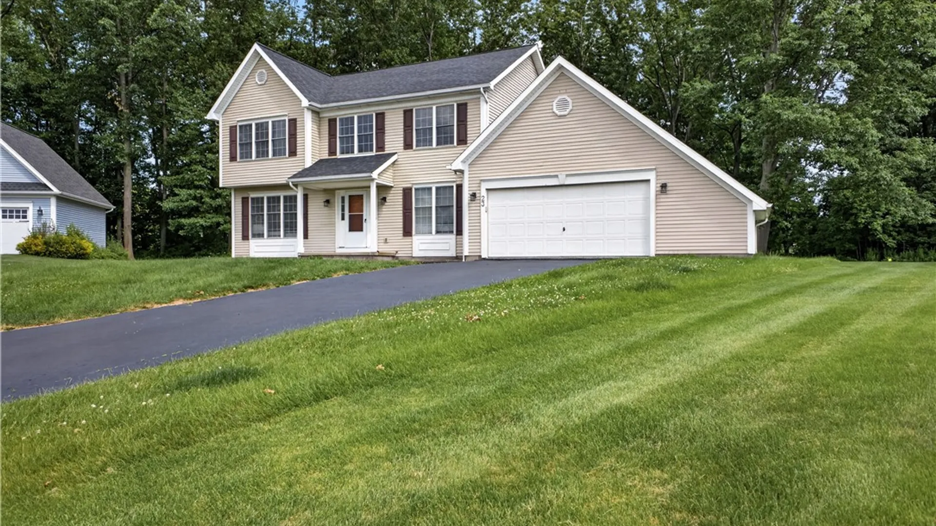 Property at 23 Pen Web Park Circle, Penfield, NY 14580 3