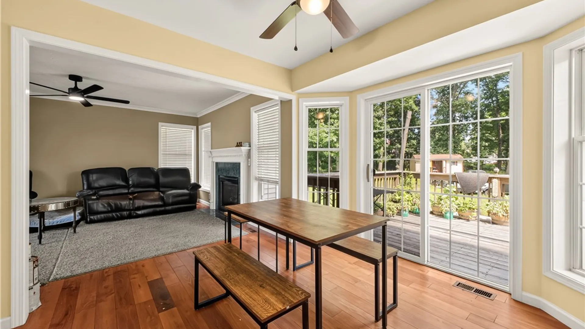 Property at 23 Pen Web Park Circle, Penfield, NY 14580 15