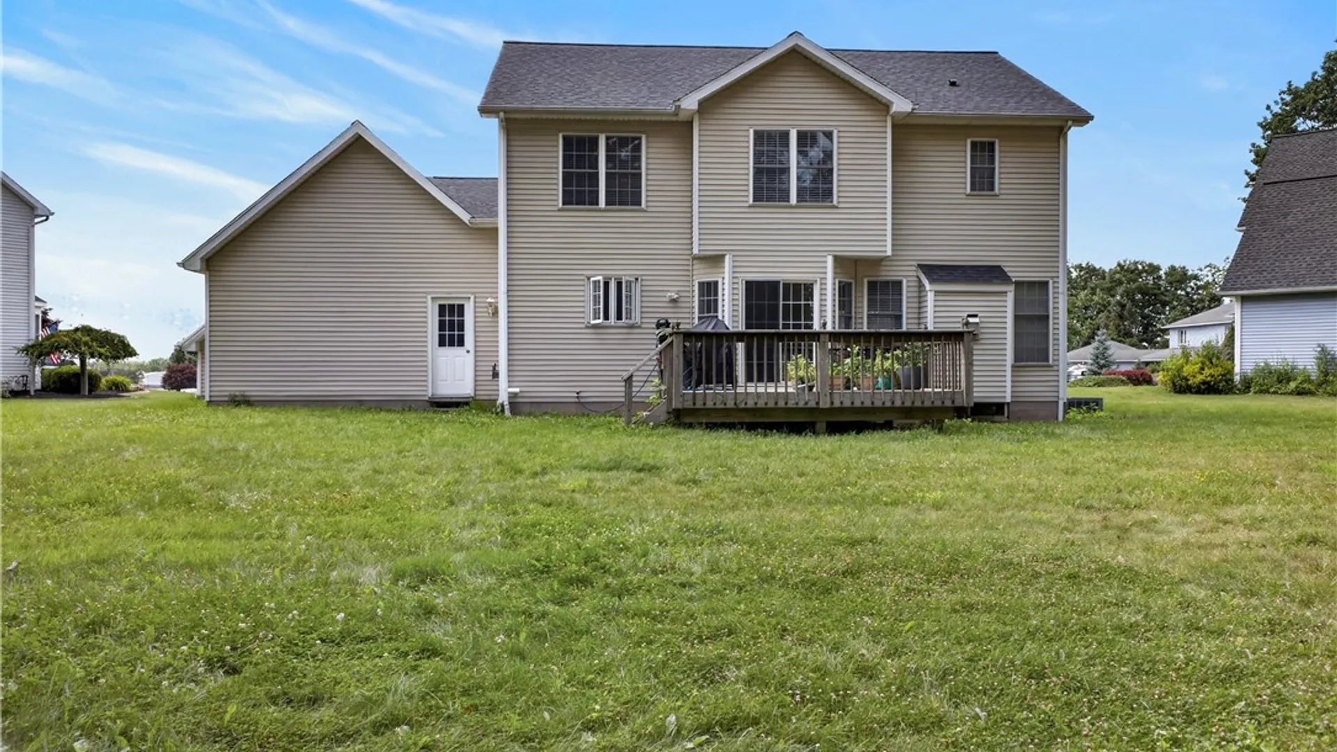Property at 23 Pen Web Park Circle, Penfield, NY 14580 41