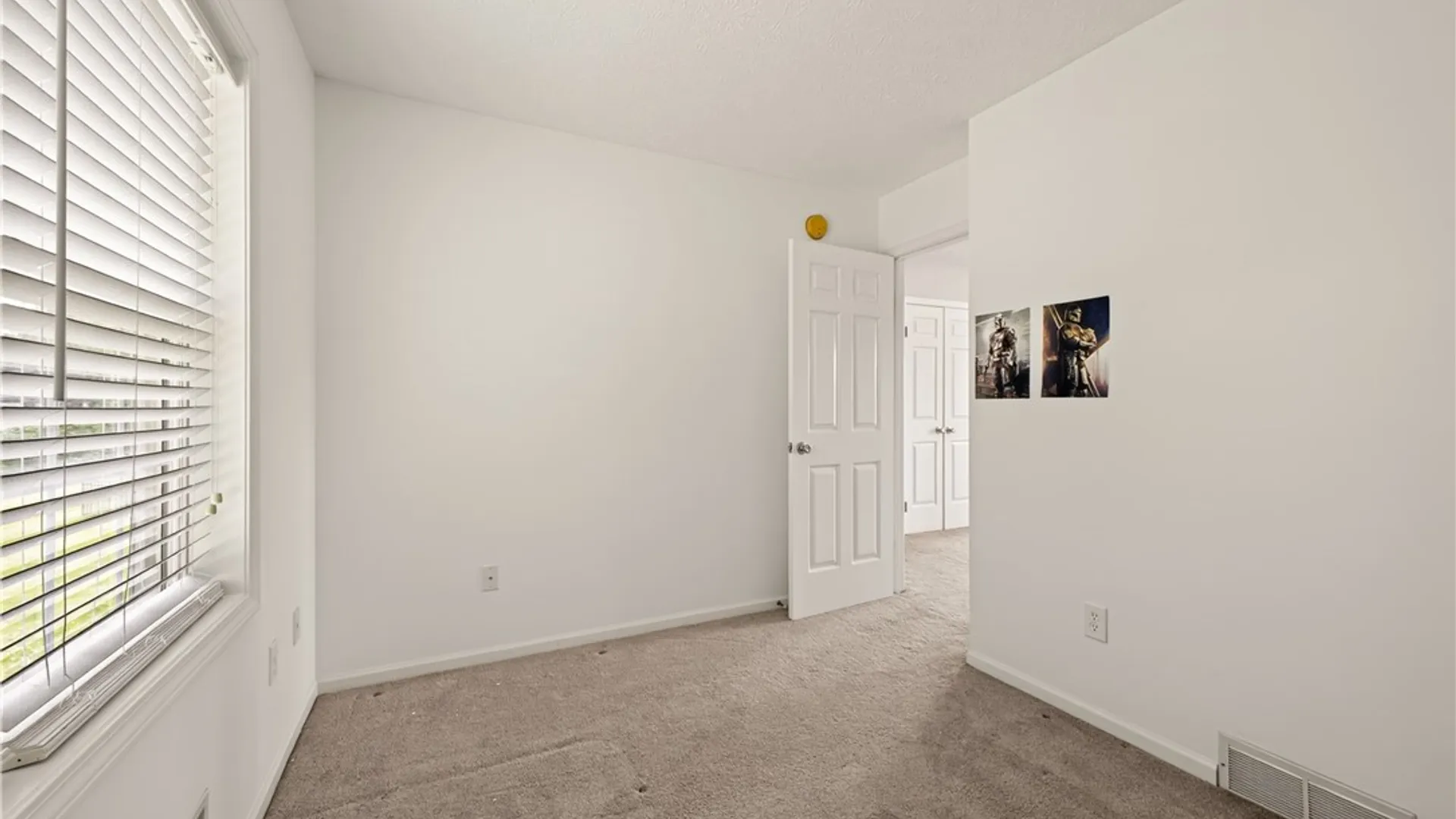 Property at 23 Pen Web Park Circle, Penfield, NY 14580 26