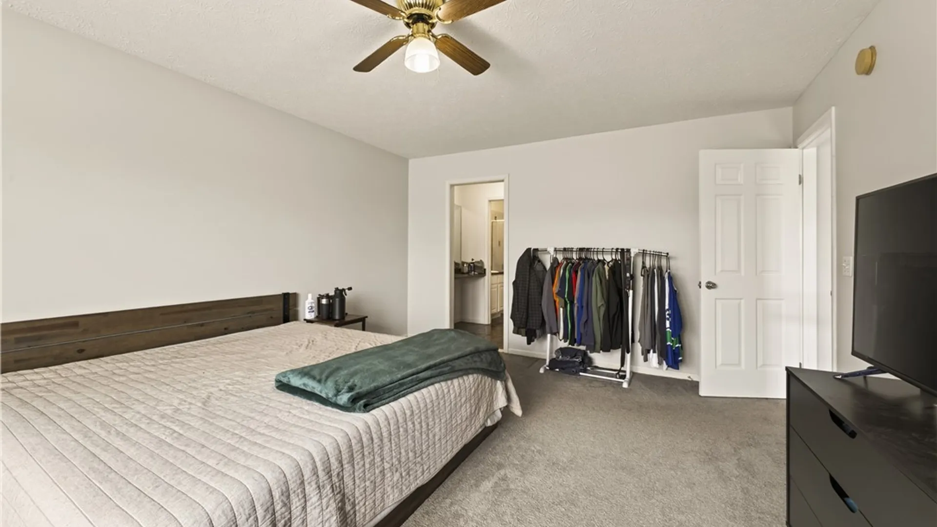 Property at 23 Pen Web Park Circle, Penfield, NY 14580 30