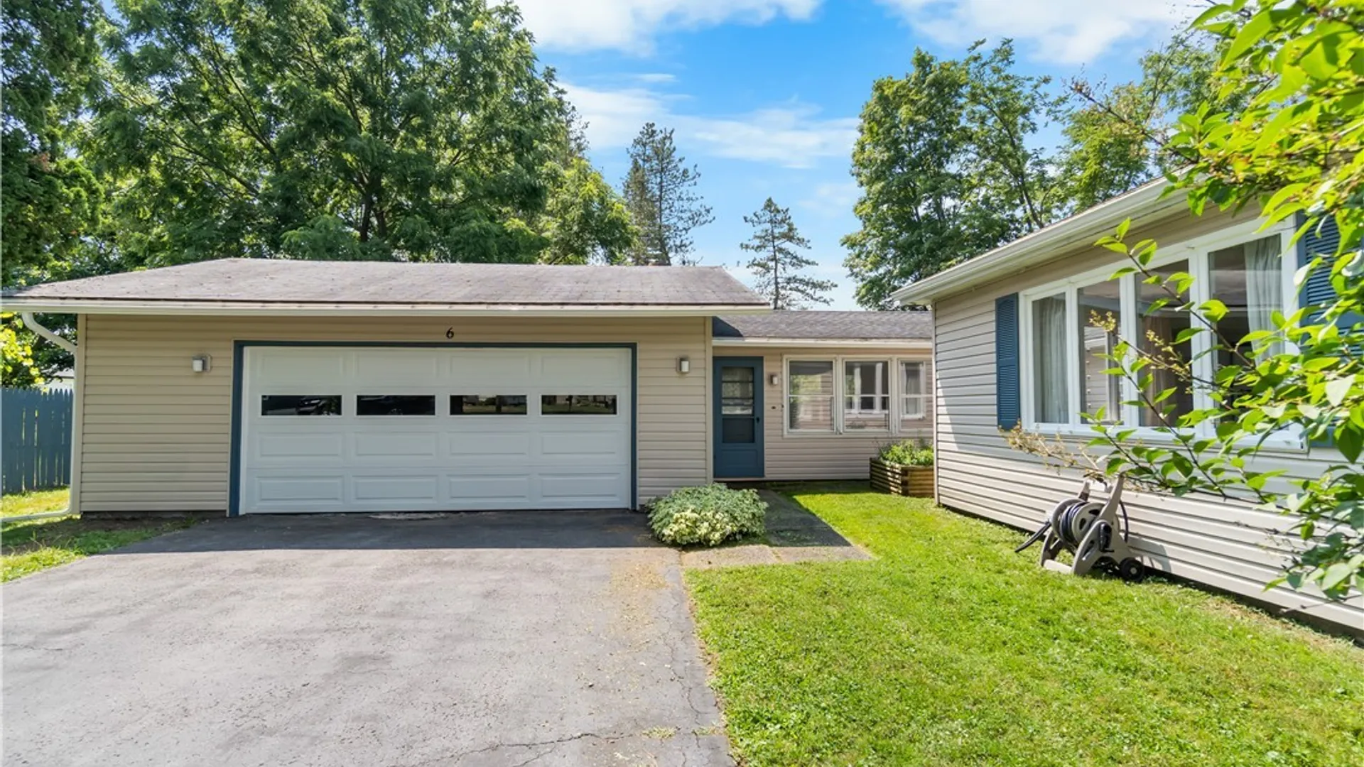 Property at 6 Parkway Drive, Lysander, NY 13027 15