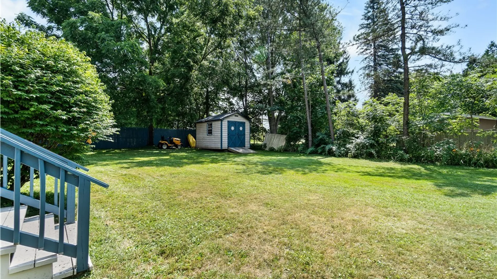 Property at 6 Parkway Drive, Lysander, NY 13027 14
