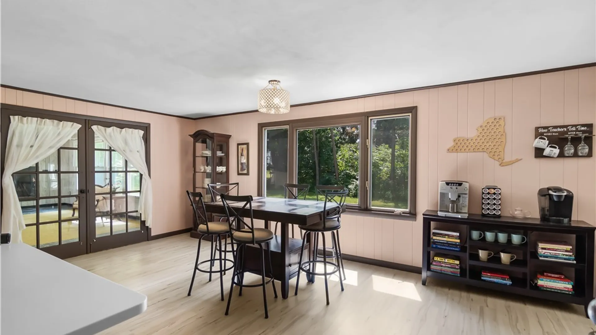 Property at 6 Parkway Drive, Lysander, NY 13027 10