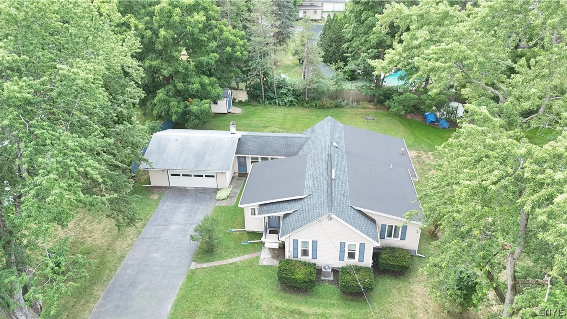 Property at 6 Parkway Drive, Lysander, NY 13027 16