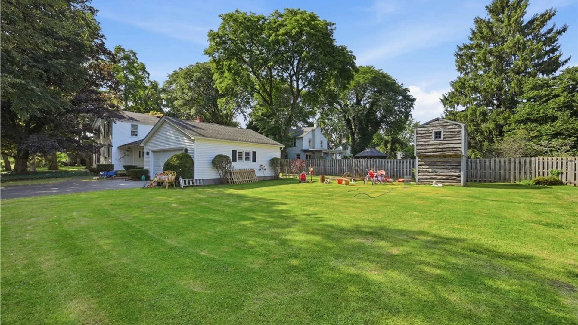 Property at 19 Euclid Avenue, Lockport City, NY 14094 6