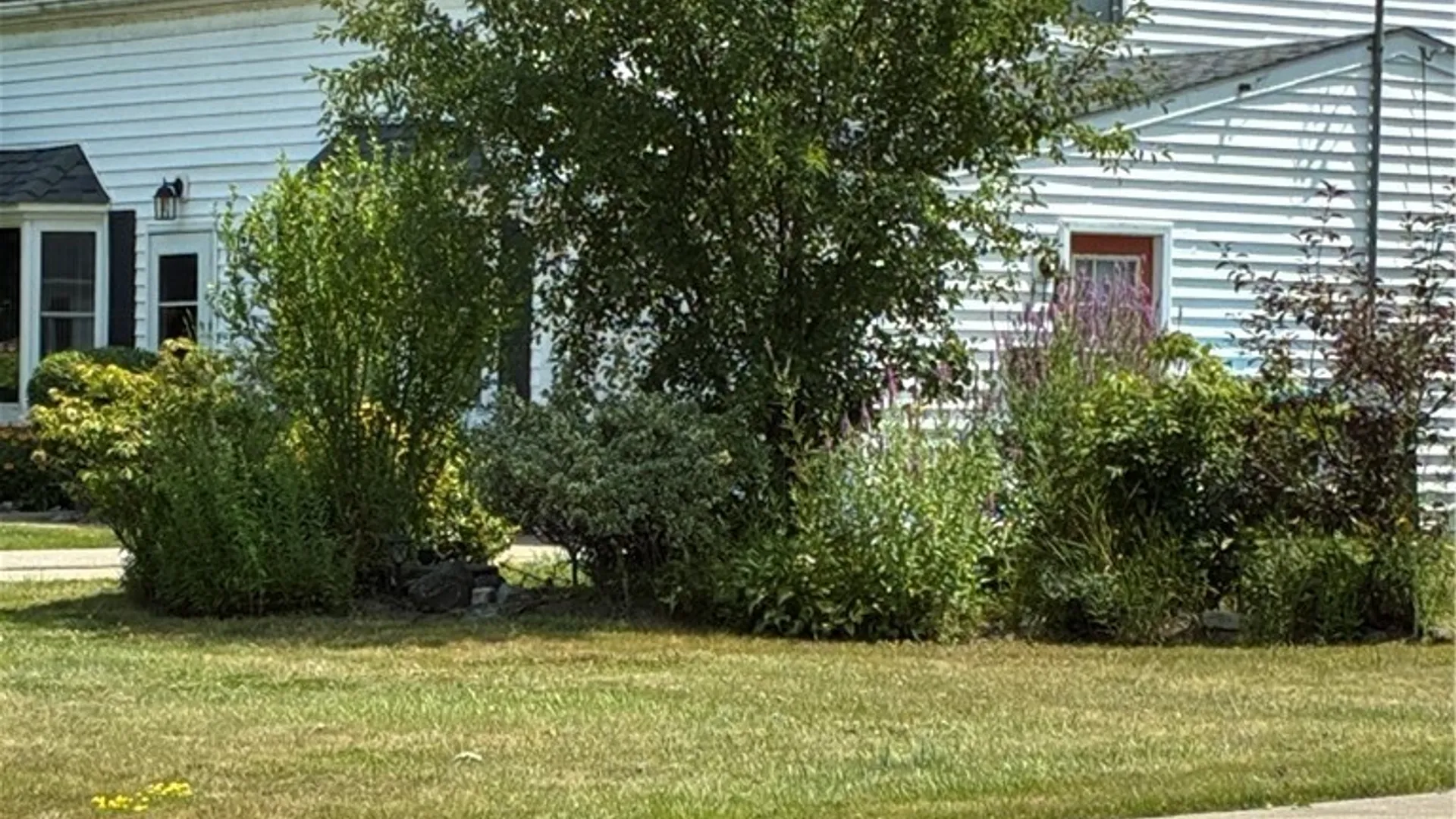 Property at 1177 Stony Point Road, Grand Island, NY 14072 3