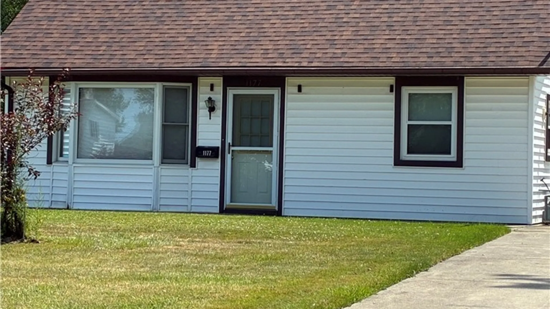 Property at 1177 Stony Point Road, Grand Island, NY 14072 4