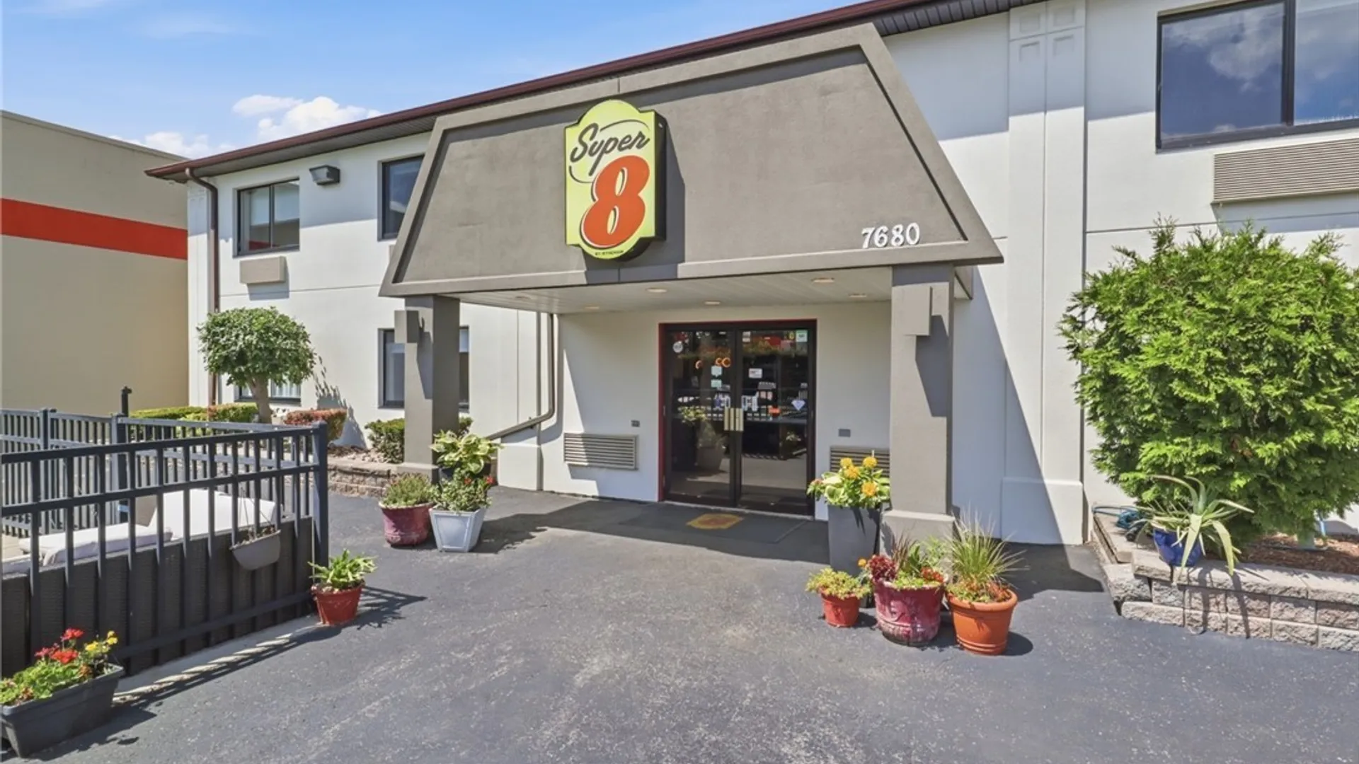 Property at 7680 Niagara Falls Boulevard, Niagara Falls, NY 14304 4