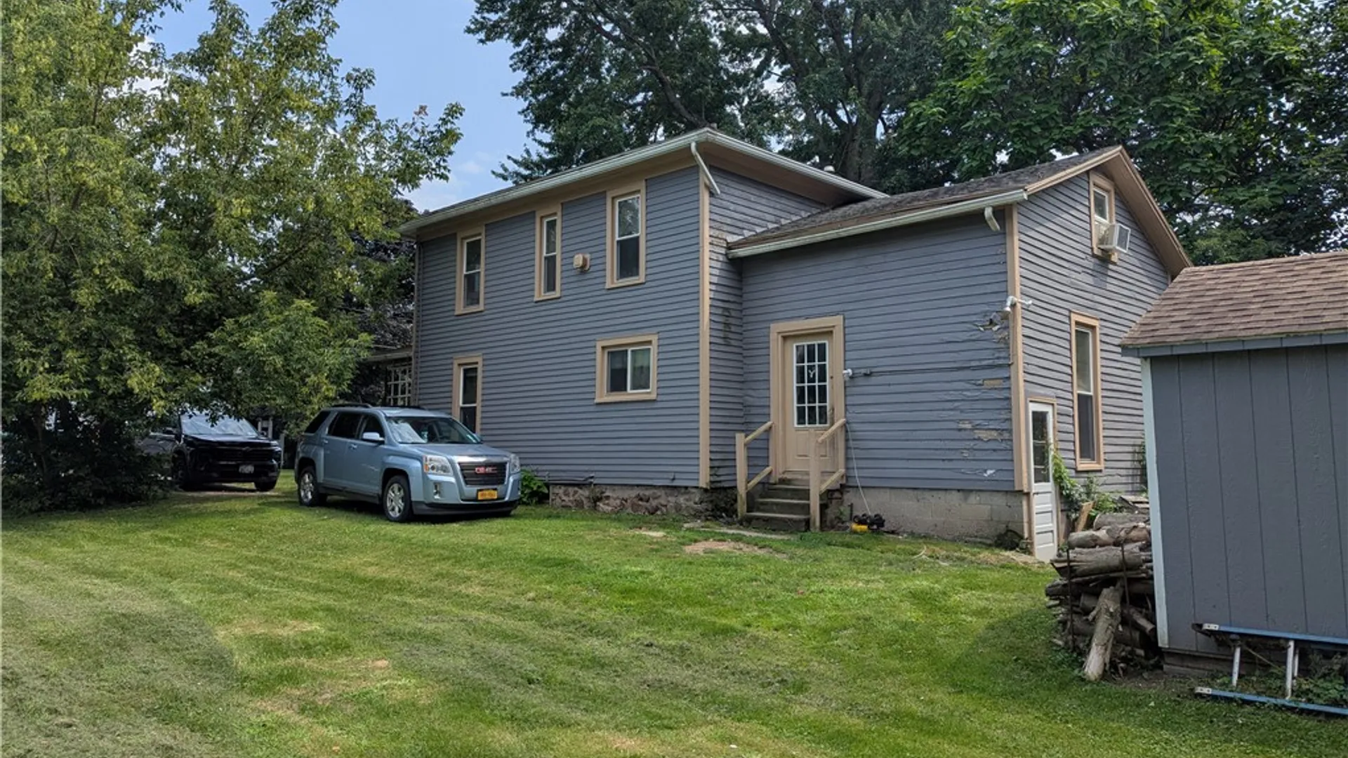 Property at 580 East Avenue, Shelby, NY 14103 4