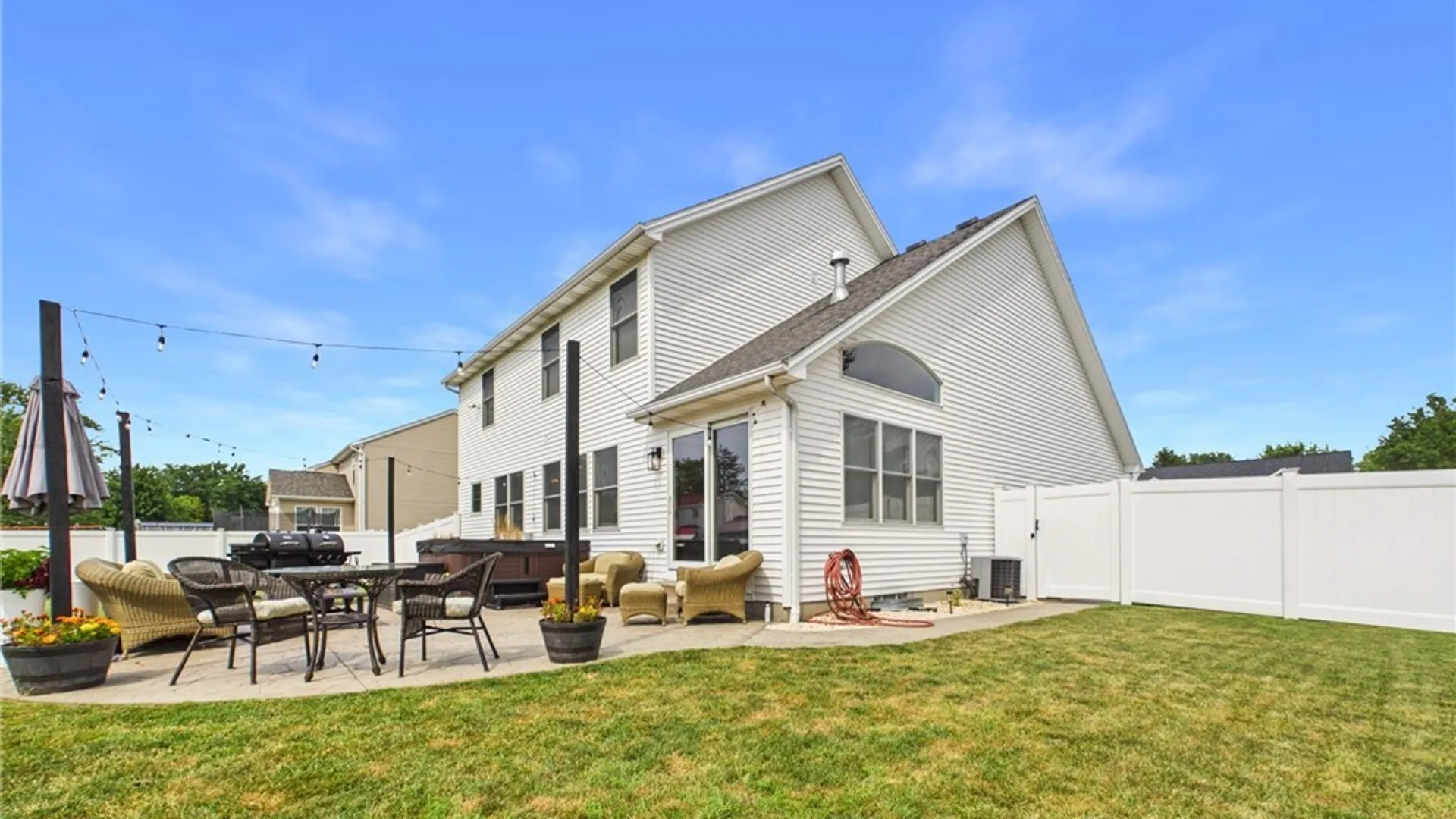 Property at 5890 Pinehurst Court, Hamburg, NY 14085 28