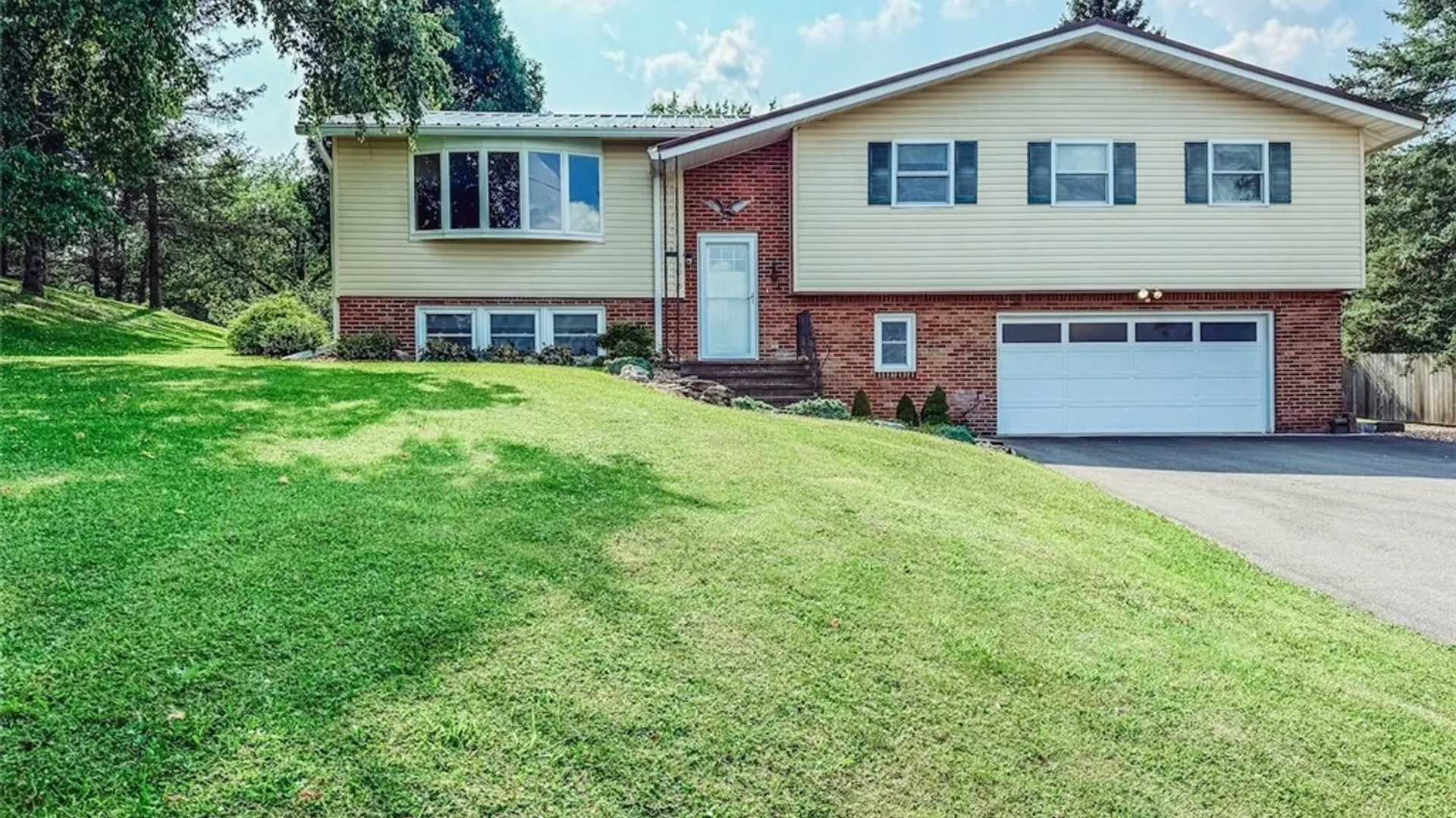 Property at 3919 Griffin Road, Onondaga, NY 13215 2
