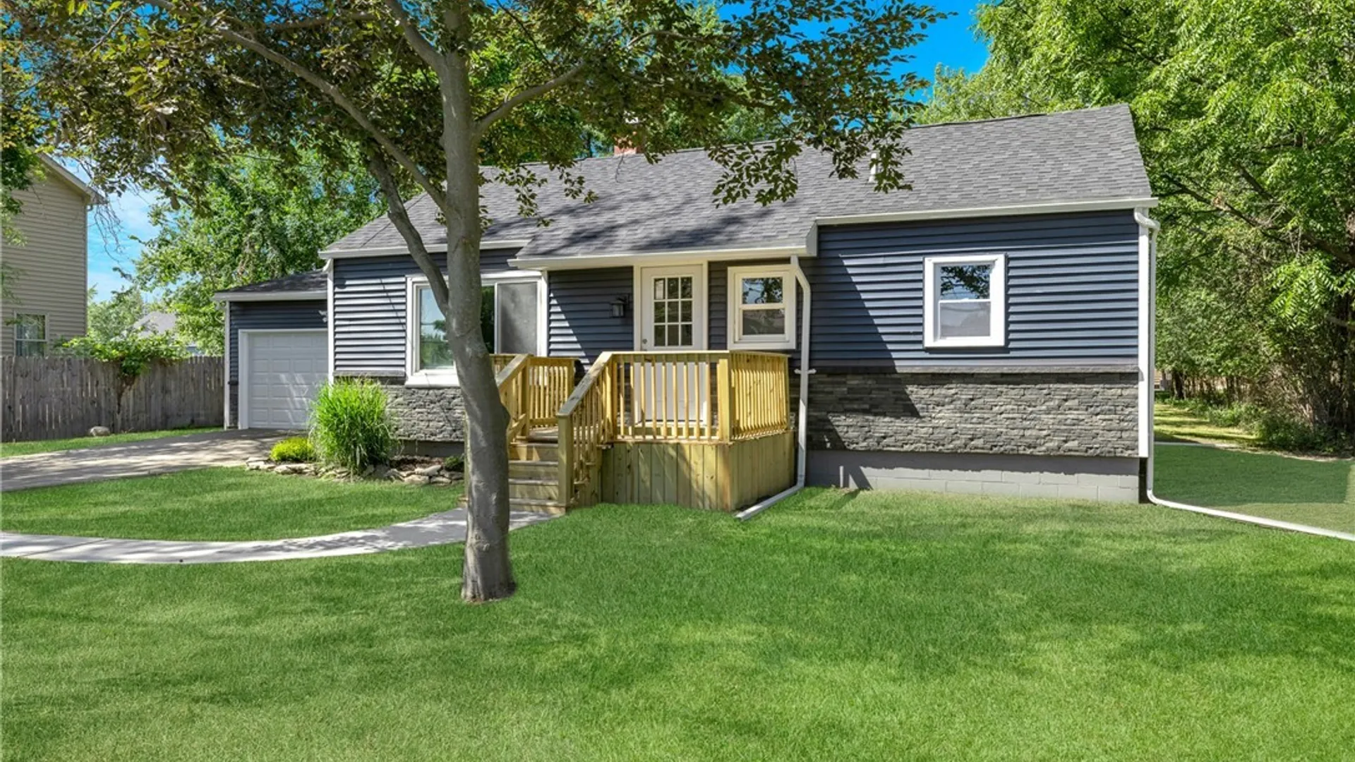Property at 180 Summit Avenue, Orchard Park, NY 14127 7