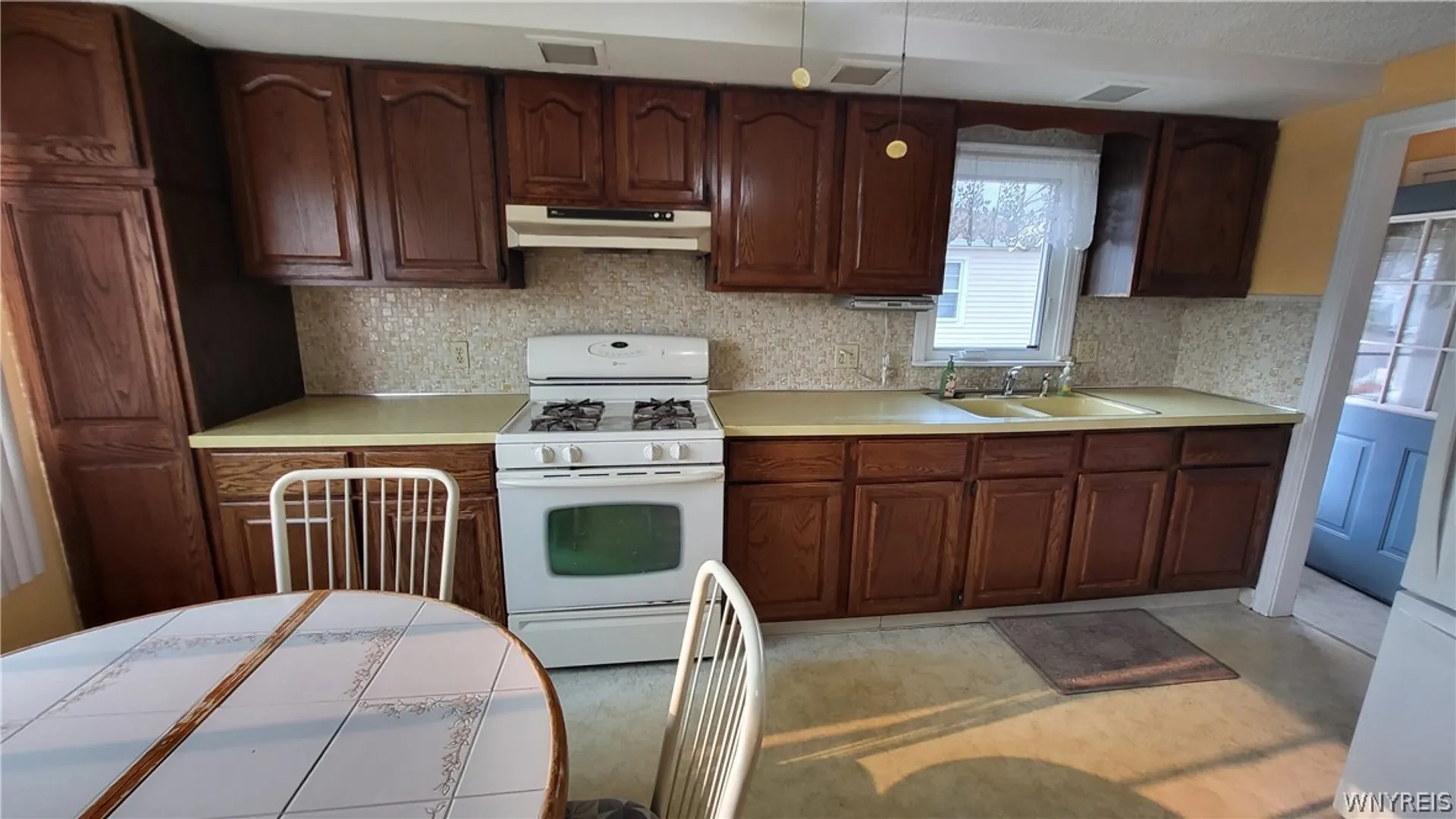 Property at 12 Rossler Avenue, Cheektowaga, NY 14206 9
