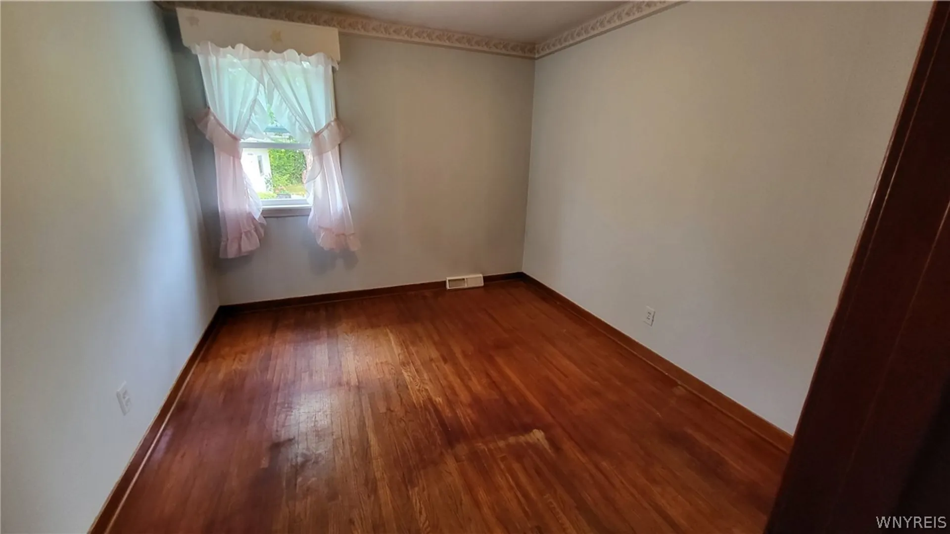 Property at 12 Rossler Avenue, Cheektowaga, NY 14206 16
