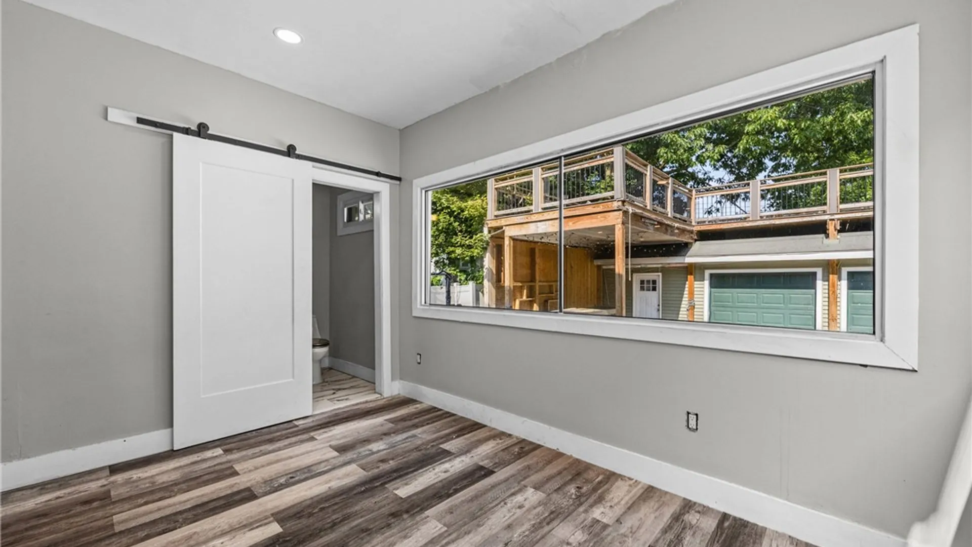 Property at 186 Hollenbeck Street, Rochester, NY 14621 15