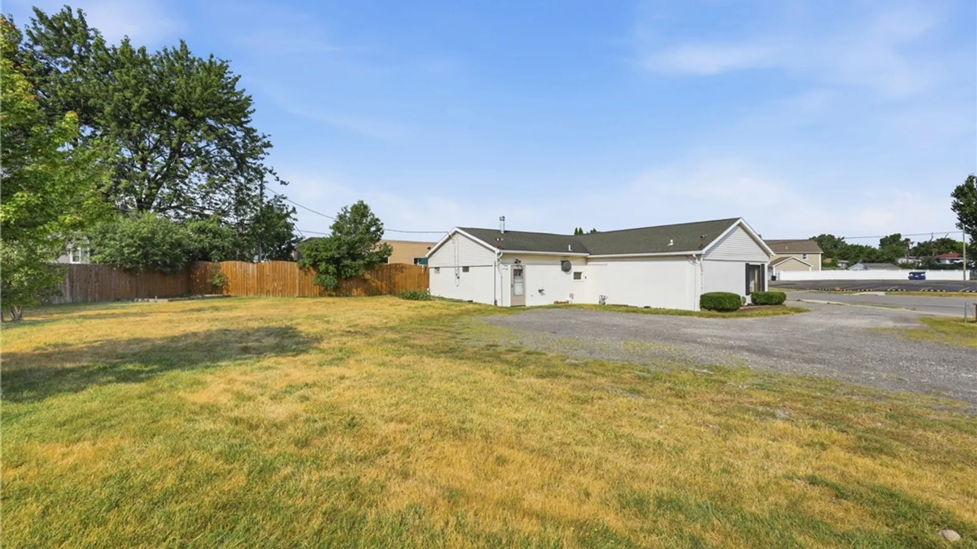Property at 723 Sheridan Drive, Tonawanda, NY 14150 22