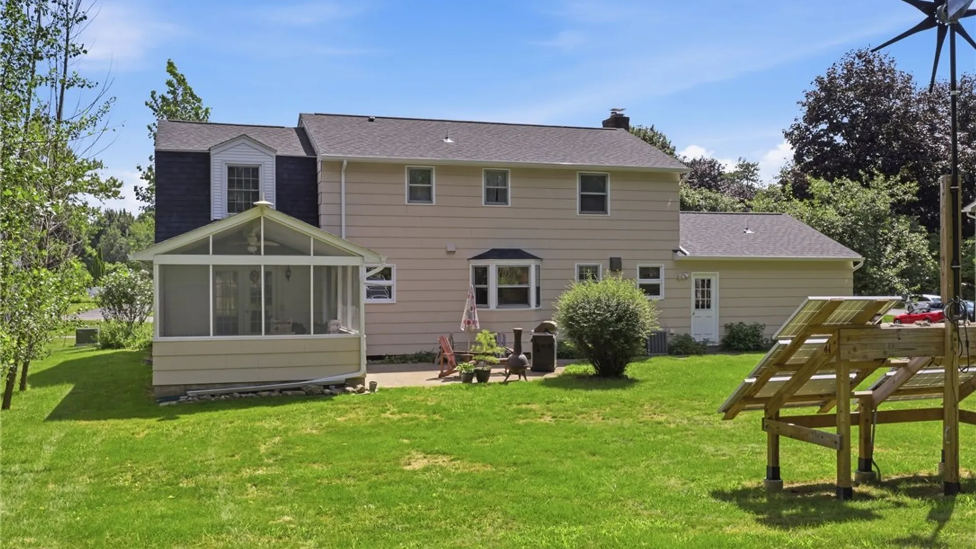 Property at 262 Hillary Lane, Penfield, NY 14526 40
