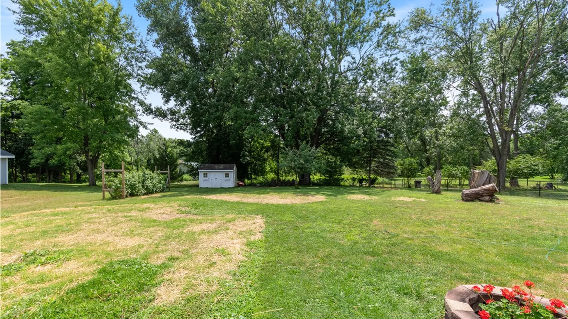 Property at 7 Jupiter Way, Macedon, NY 14502 35