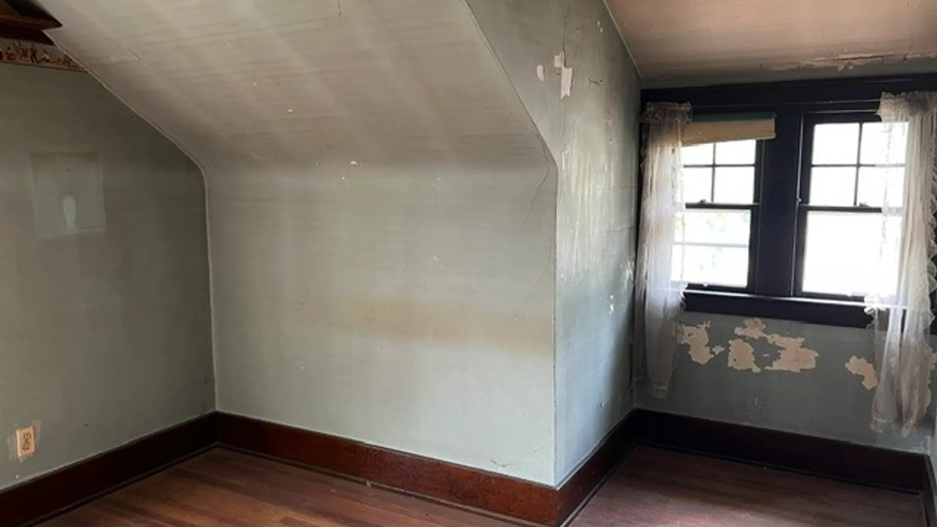 Property at 152 Congress Avenue, Rochester, NY 14611 16