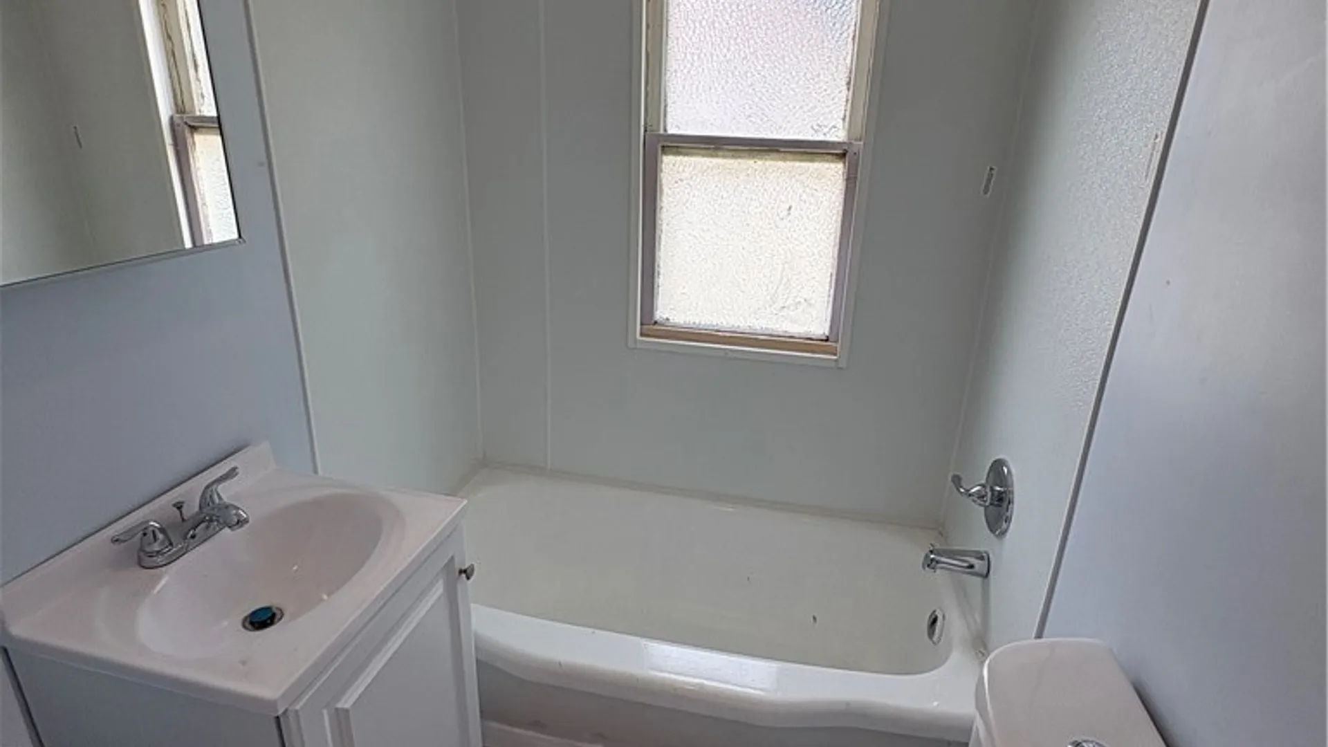 Property at 233 Laird Avenue, Buffalo, NY 14207 5
