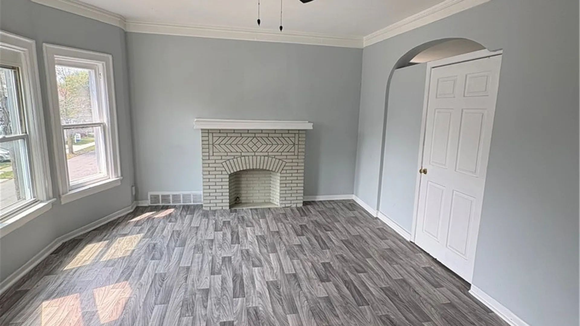 Property at 233 Laird Avenue, Buffalo, NY 14207 12