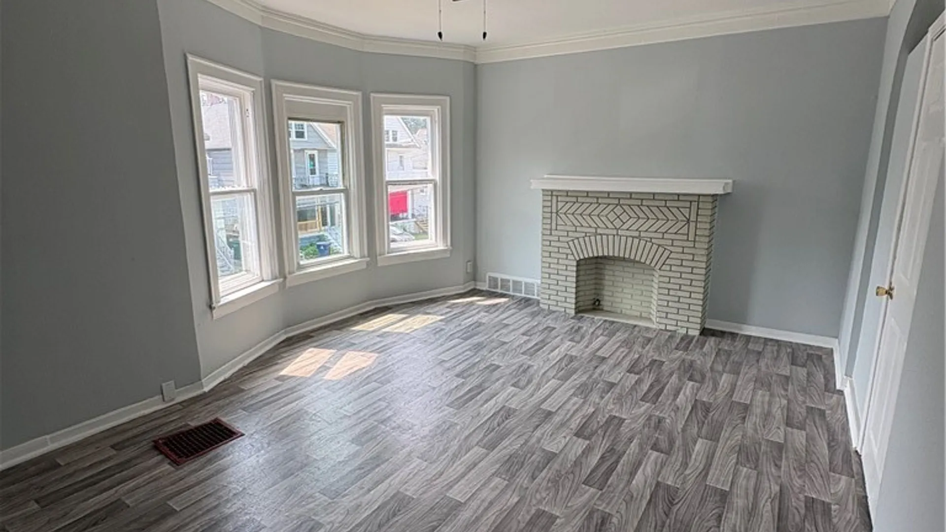 Property at 233 Laird Avenue, Buffalo, NY 14207 13