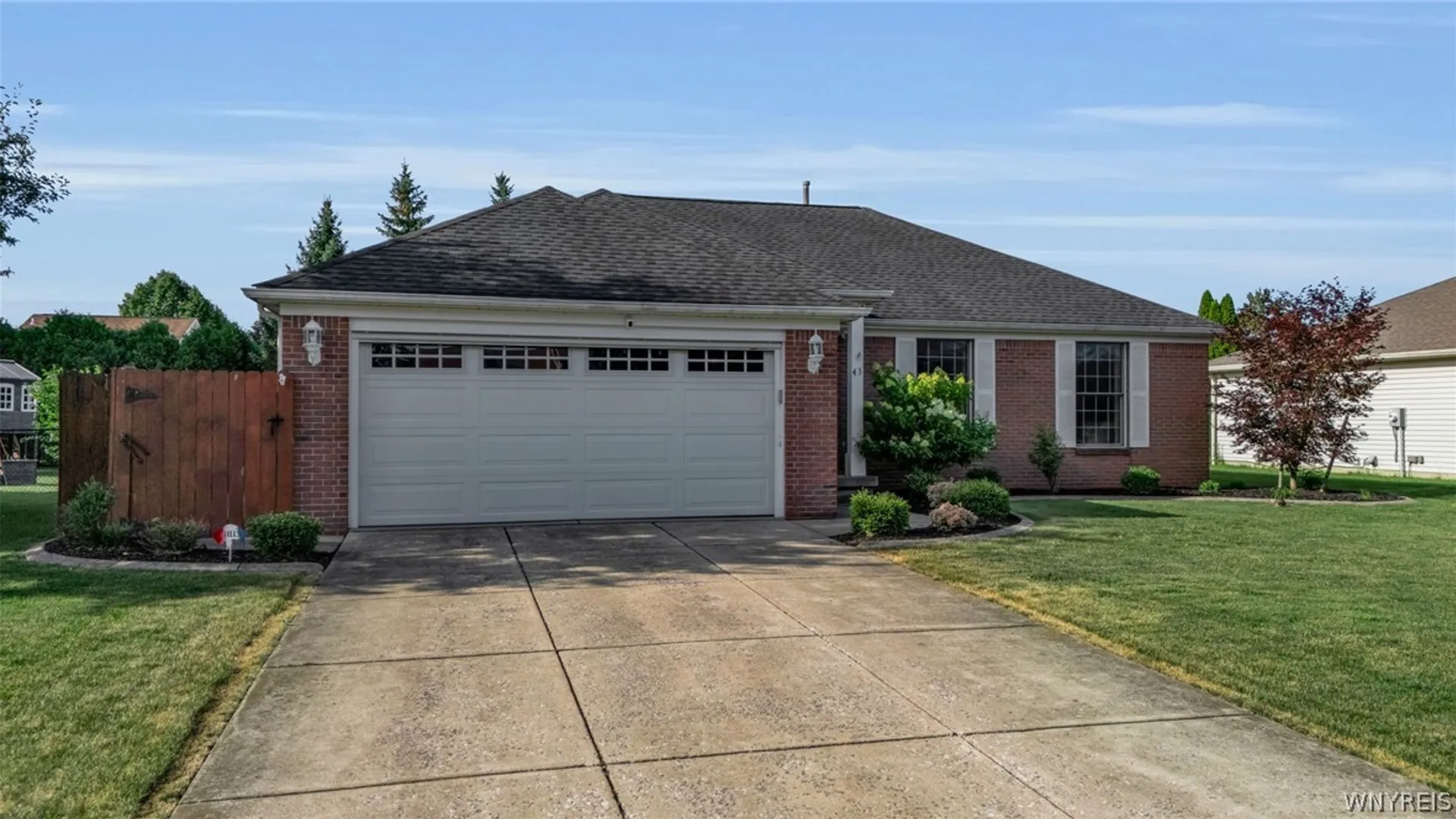 Property at 43 Woodgate Drive, Lancaster, NY 14086 2