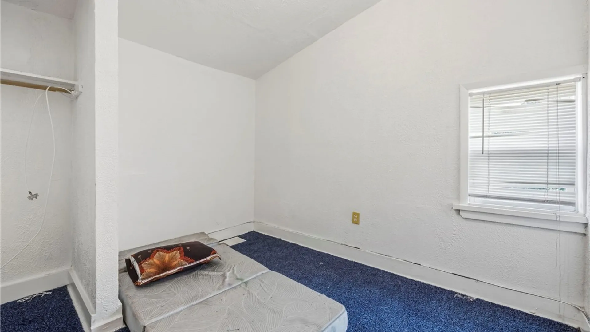 Property at 104 Millicent Avenue, Buffalo, NY 14215 23