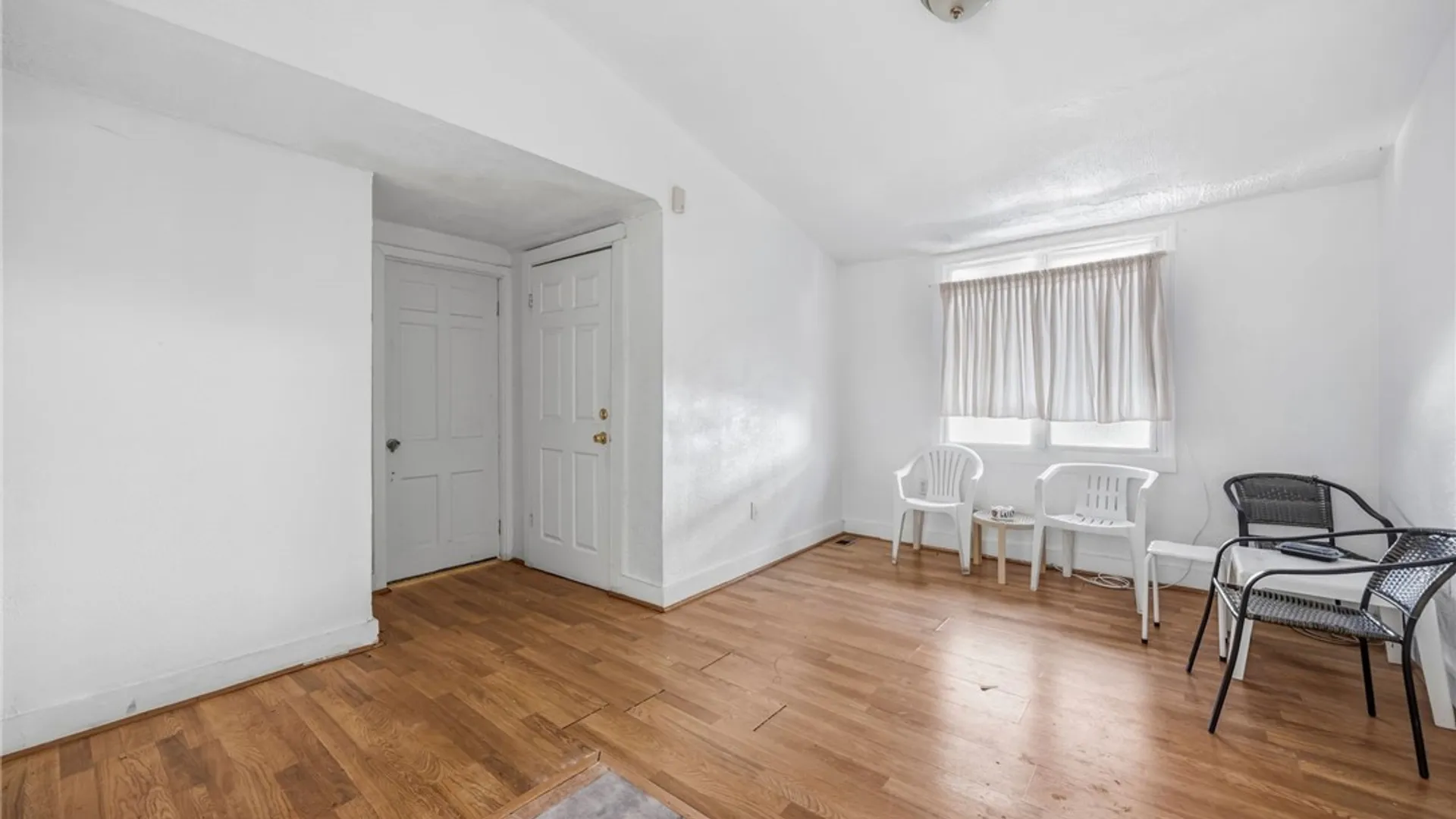 Property at 104 Millicent Avenue, Buffalo, NY 14215 27