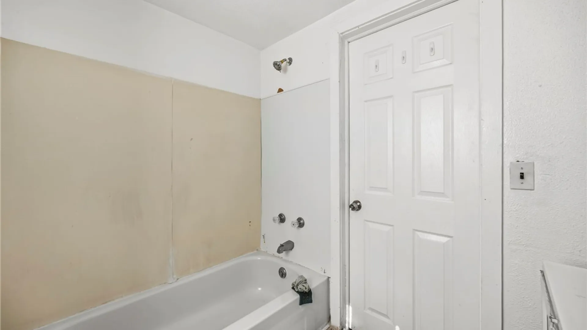 Property at 104 Millicent Avenue, Buffalo, NY 14215 30