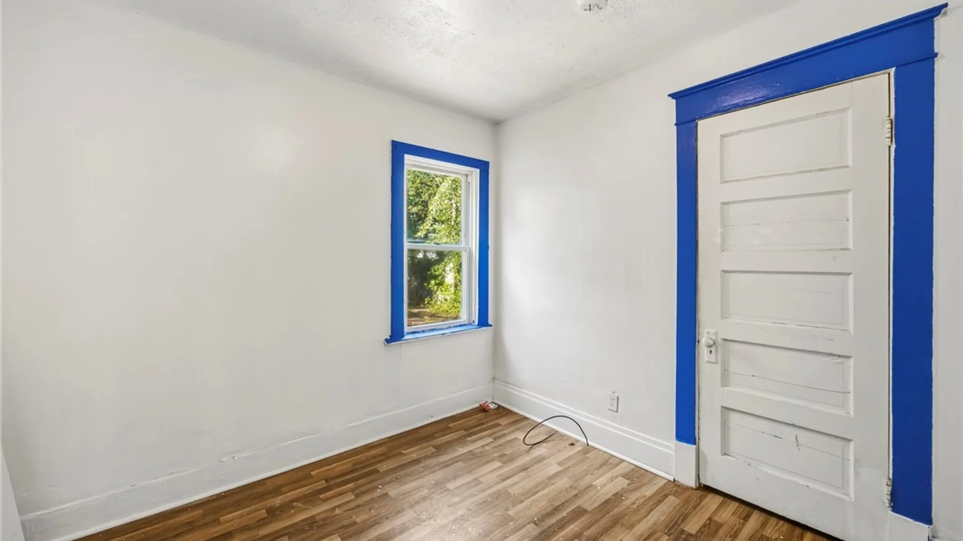 Property at 104 Millicent Avenue, Buffalo, NY 14215 10