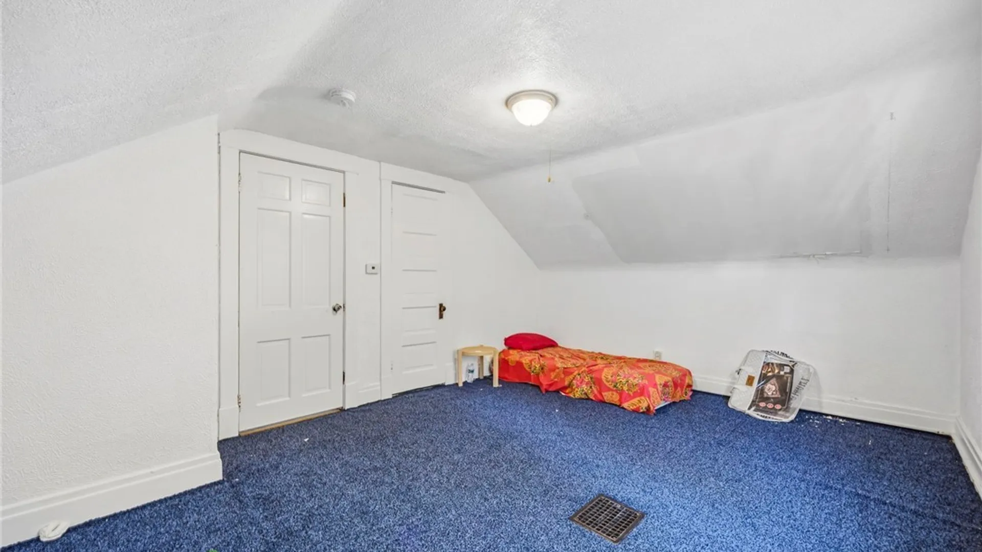 Property at 104 Millicent Avenue, Buffalo, NY 14215 20