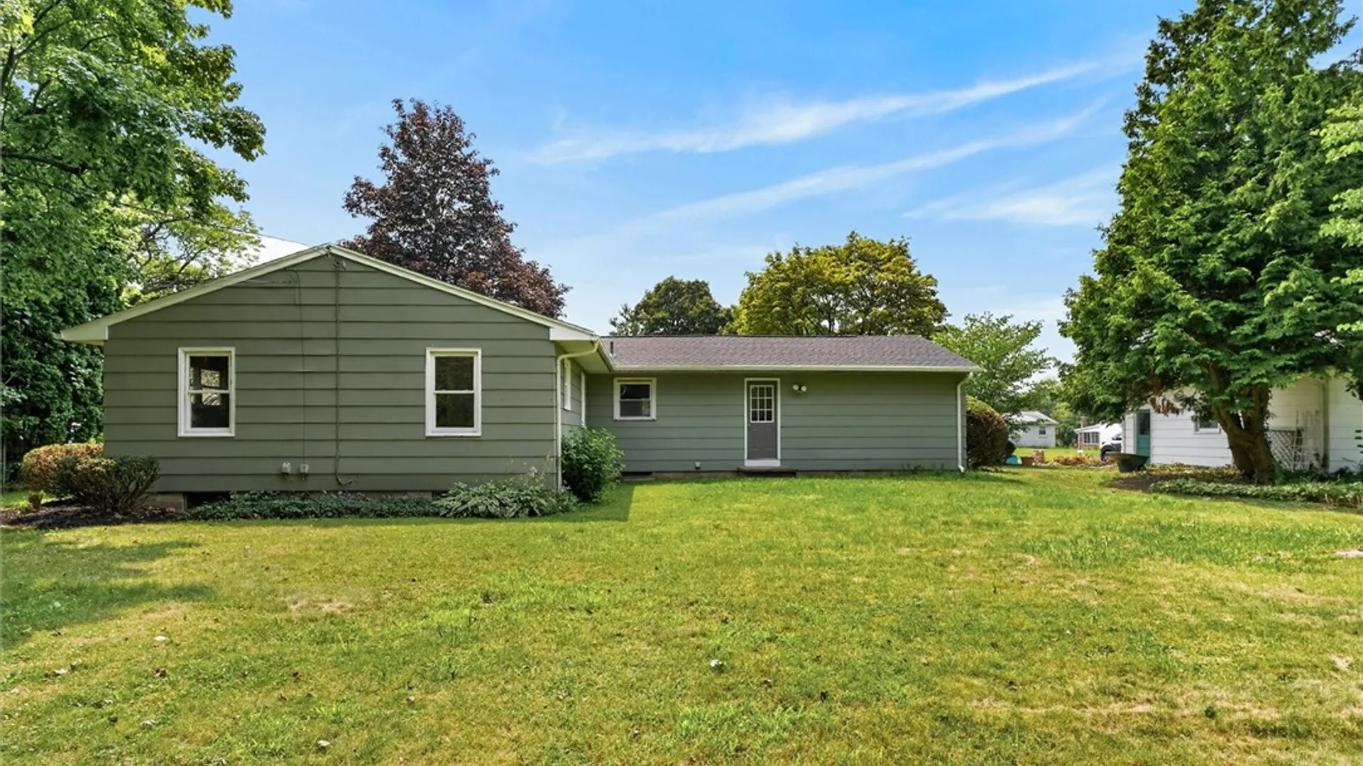 Property at 66 Dohrcrest Dr, Greece, NY 14612 7