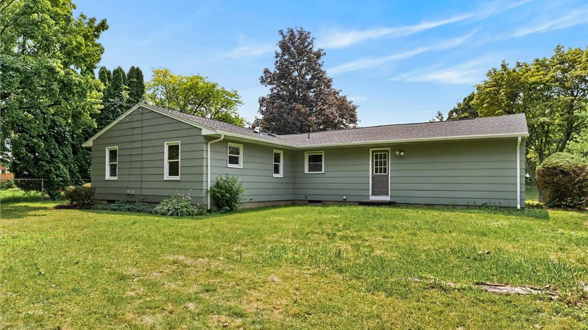 Property at 66 Dohrcrest Dr, Greece, NY 14612 8