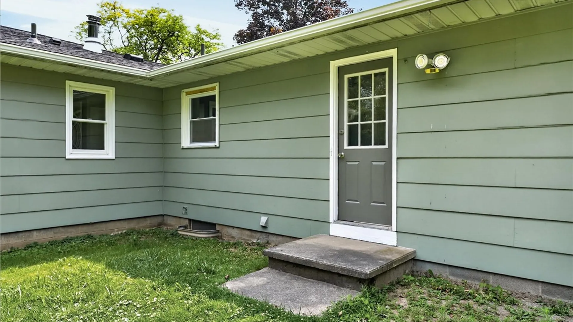 Property at 66 Dohrcrest Dr, Greece, NY 14612 10