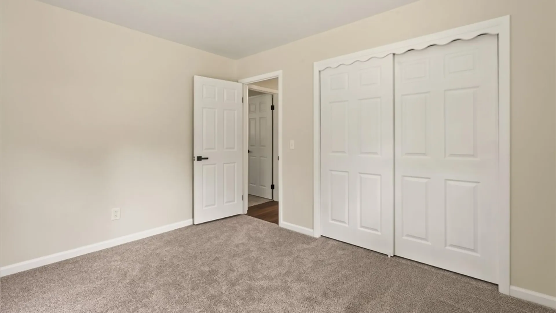 Property at 66 Dohrcrest Dr, Greece, NY 14612 39