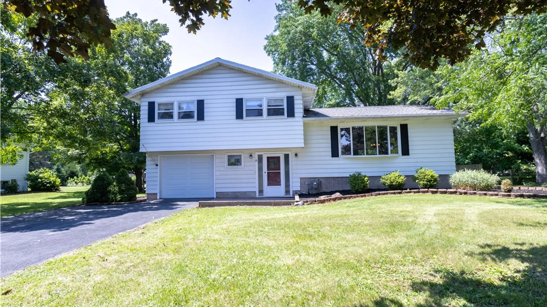 Property at 8 Lomar Drive, Geneva Town, NY 14456 2