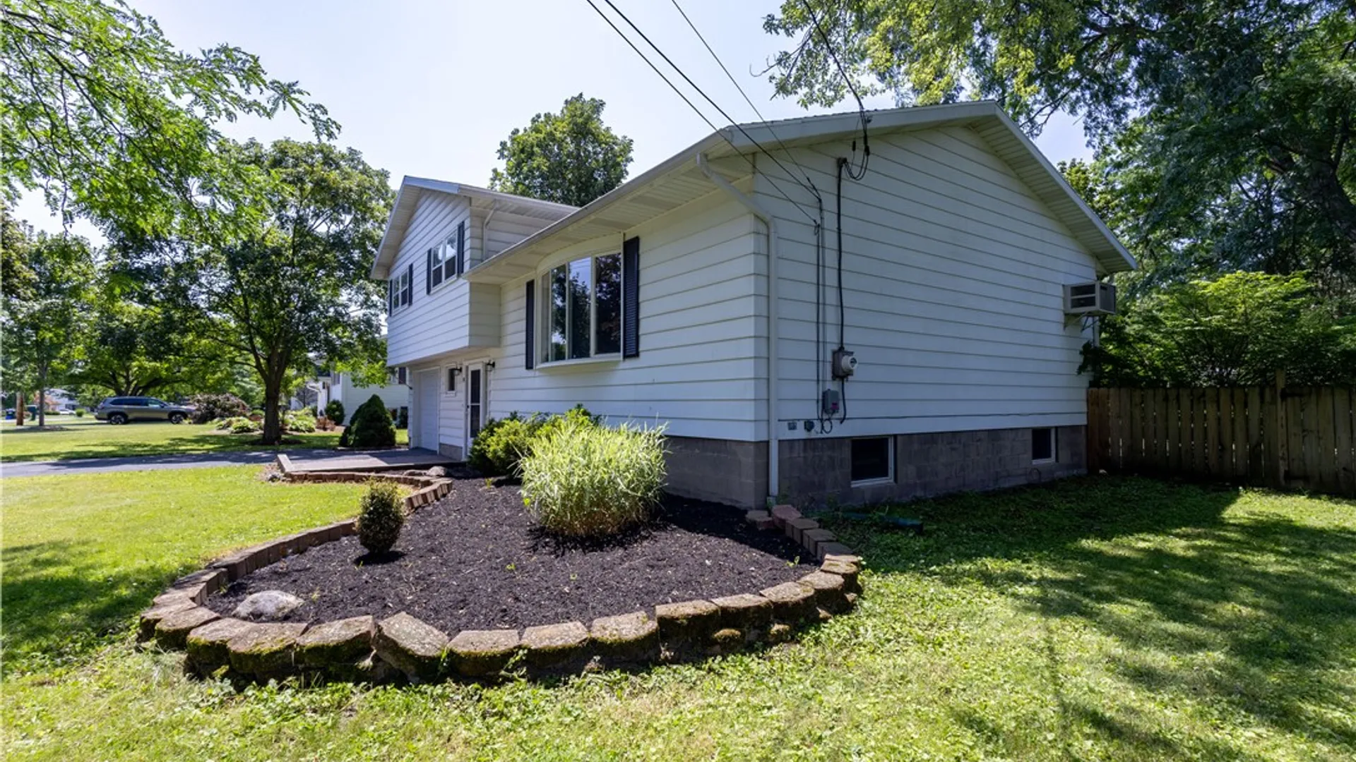 Property at 8 Lomar Drive, Geneva Town, NY 14456 4